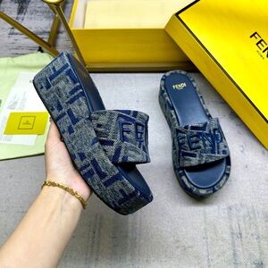 Fendi Wide-Strap Platform Slides